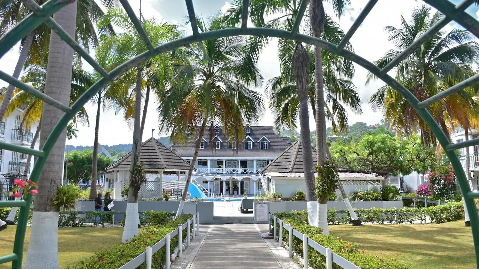 Czar'S Seaside Serenity@ Sandcastle, Ocho Rios. 아파트 자메이카